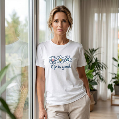 👕  "Life is Good" T-Shirt – Daisy Graphic, Cotton, Relaxed Fit, Positive ✨