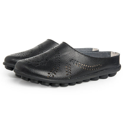 Loose-fitting slippers with a floral cutout, suitable for all foot types